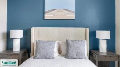 402 W Lincoln St, Unit 158 in Phoenix, AZ - Building Photo - Building Photo