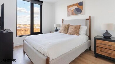 632 Howard Rd SE, Unit 1033 in Washington, DC - Building Photo - Building Photo