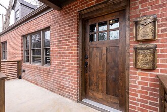 114 W Park Ave in Greenville, SC - Building Photo - Building Photo