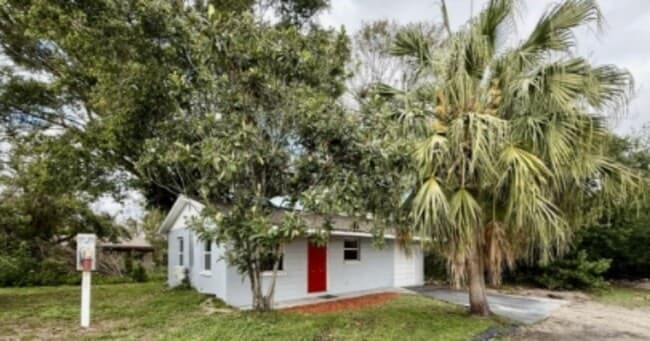 property at 4091 58th Ave N