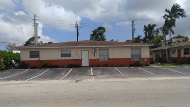 1890 NW 58th Ter in Fort Lauderdale, FL - Building Photo - Other