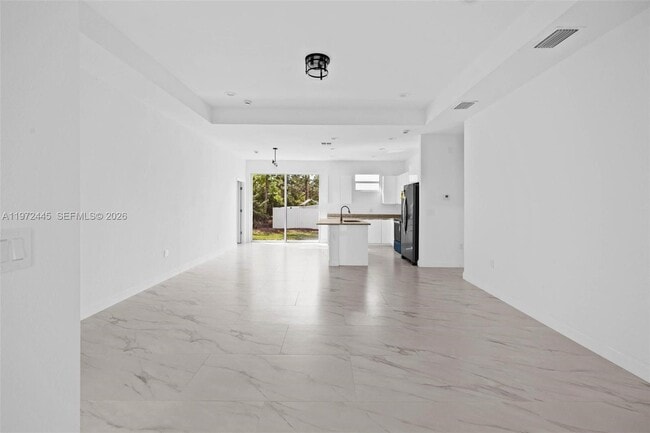 1923 Sunniland Blvd in Lehigh Acres, FL - Building Photo - Building Photo