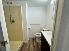 106 Elk St, Unit #3 in Marshall, MI - Building Photo - Building Photo