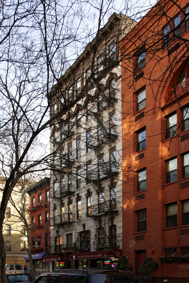 125 Sullivan St in New York, NY - Building Photo - Building Photo