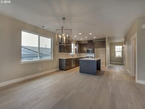 7415 N Ida Ave-Unit -#A in Portland, OR - Building Photo - Building Photo