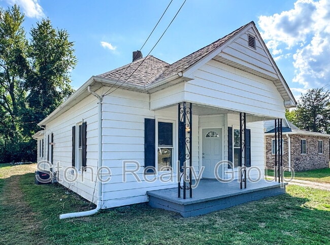 7581 Wabash Ave in Terre Haute, IN - Building Photo - Building Photo