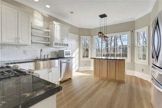 2020 Oak Ln in Cumming, GA - Building Photo - Building Photo