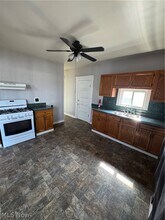 9316 Raymond Ave in Cleveland, OH - Building Photo - Building Photo