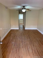 6675 W 4th Ave-Unit -408 in Hialeah, FL - Building Photo - Building Photo