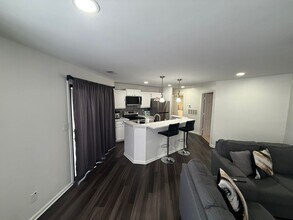 8183 Cedar Glen Dr in Charlotte, NC - Building Photo - Building Photo