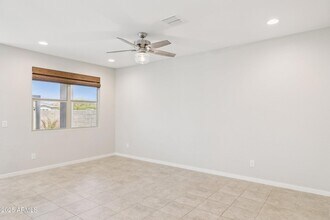 33974 Beeblossom Trl, Unit 702 in San Tan Valley, AZ - Building Photo - Building Photo