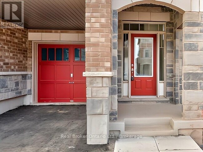3957 Thomas Alton Blvd in Burlington, ON - Building Photo - Building Photo