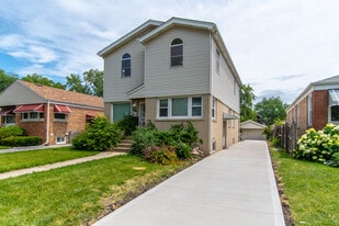 301 Bohland Ave in Bellwood, IL - Building Photo