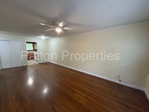 1800-1-1800 1/2 Cherry Laurel Dr in Columbia, SC - Building Photo - Building Photo