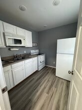 1054 Johnnie Bud Ln in Cookeville, TN - Building Photo - Building Photo