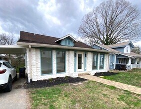 2019 Nadine St in Knoxville, TN - Building Photo - Building Photo