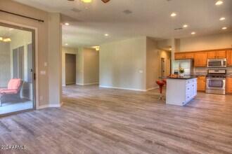 25609 N Singbush Loop in Phoenix, AZ - Building Photo - Building Photo