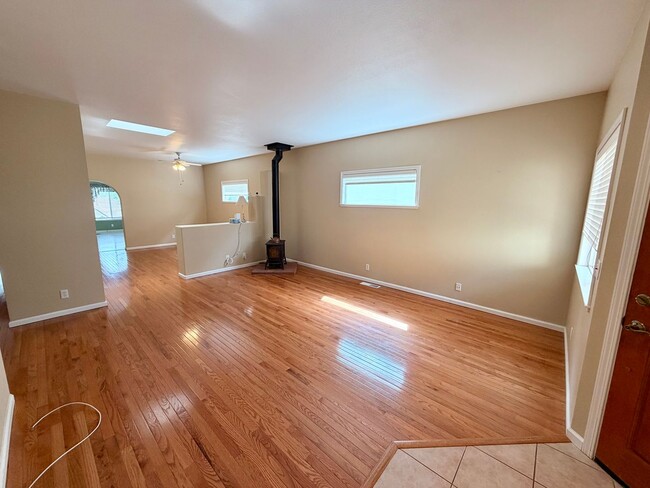 364 Vistamont Dr in Grass Valley, CA - Building Photo - Building Photo