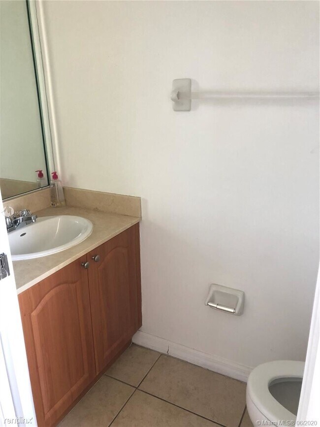 120 SW 37th Ave in Miami, FL - Building Photo - Building Photo