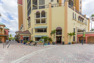 5781 Cape Harbour Dr in Cape Coral, FL - Building Photo - Building Photo