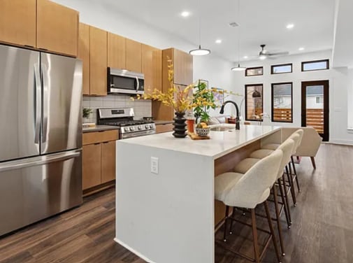 property at 1547 Pallister
