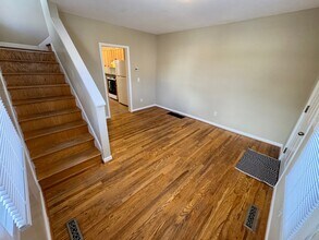 2456-2458 N Pearl St-Unit -2458PE in Columbus, OH - Building Photo - Building Photo