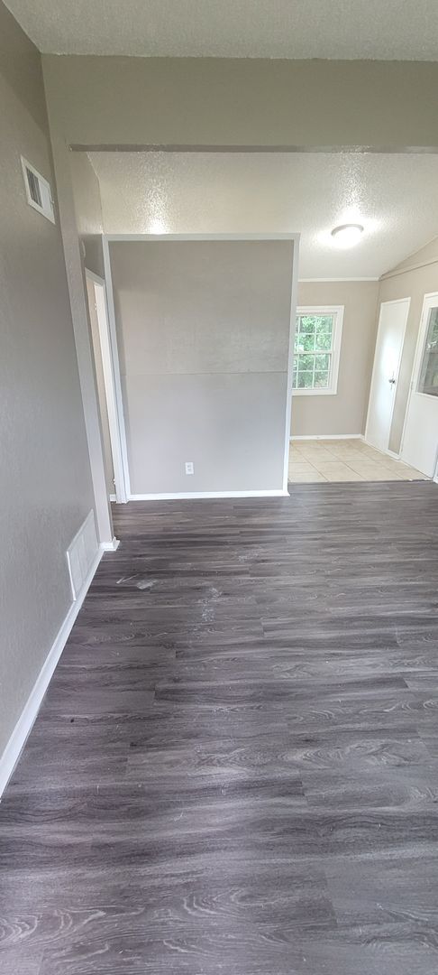 6308 NW 21st St in Bethany, OK - Building Photo - Building Photo