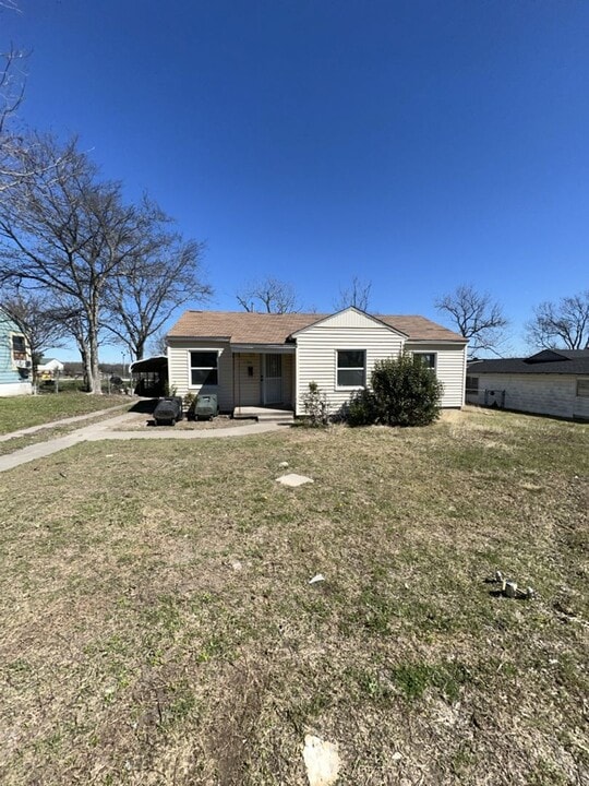 1504 E Avenue B in Temple, TX - Building Photo