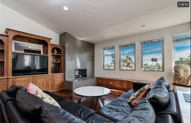 property at 1542 Manhattan Beach Blvd