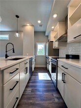 2302 I St in Bentonville, AR - Building Photo - Building Photo