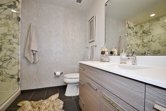 732 W Madison St in Chicago, IL - Building Photo - Building Photo