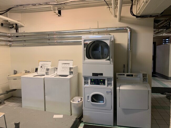 25 Saint Stephen St, Unit 22 in Boston, MA - Foto de edificio - Building Photo