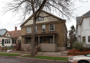 1421 5th St NE in Minneapolis, MN - Building Photo - Building Photo