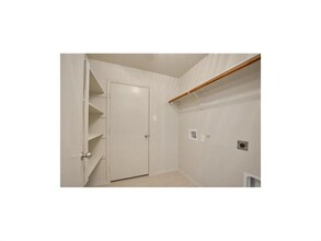 3116 Middleview Rd in Fort Worth, TX - Foto de edificio - Building Photo