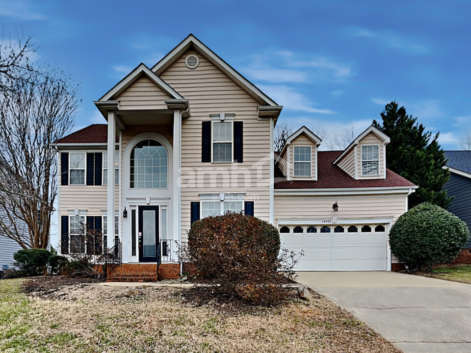 12403 Panthersville Dr in Charlotte, NC - Building Photo