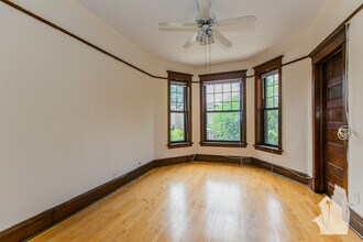 3637 N Paulina St, Unit # 02 in Chicago, IL - Foto de edificio - Building Photo