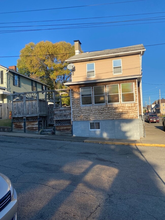 property at 451 Oregon Ave