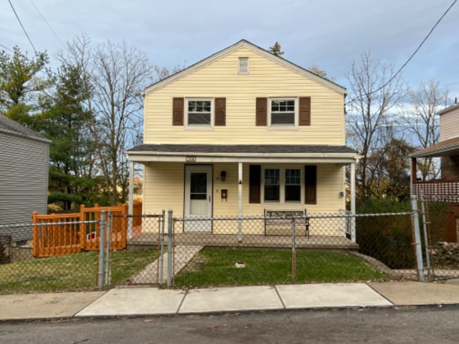 property at 706 Hestor Dr