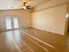 465 S Wildrose in Mesa, AZ - Building Photo - Building Photo