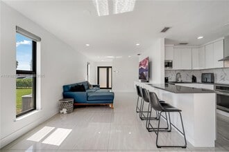 9451 SW 6th Ln in Miami, FL - Building Photo - Building Photo