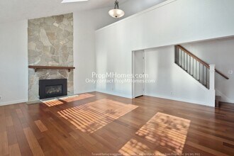 137 Kingsgate Rd in Lake Oswego, OR - Building Photo - Building Photo