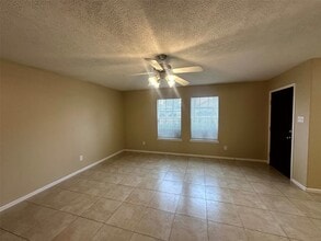 8840 E Buffalo Cir in Willis, TX - Building Photo - Building Photo