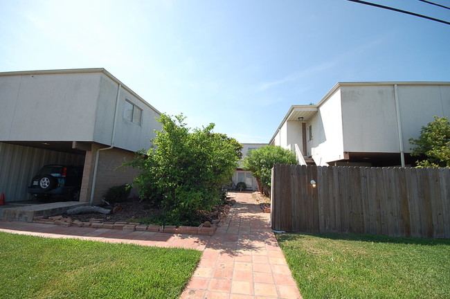 T. Frank Smith Family Property Ltd. in Corpus Christi, TX - Building Photo - Other