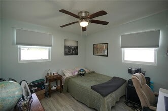 4108 W Montgomery Terrace in Tampa, FL - Building Photo - Building Photo