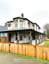 715 S Sheridan Ave in Tacoma, WA - Building Photo