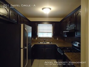 201 Gastel Cir-Unit -A in Edinburg, TX - Foto de edificio - Building Photo