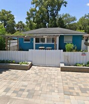 1832 Callahan St in Jacksonville, FL - Building Photo