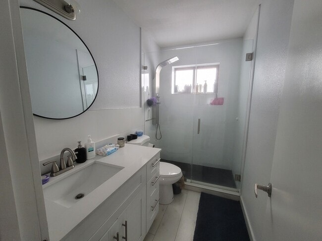 7142 SW 22nd St in Miami, FL - Building Photo - Building Photo