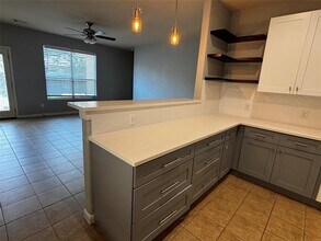 2212 Buffalo Tundra Dr in Austin, TX - Building Photo - Building Photo