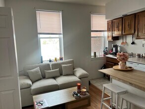 25 W 8th St in Bayonne, NJ - Building Photo - Building Photo